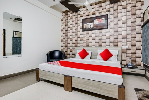 Hotel O Inder Inn