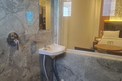 Hotel Grand Residency, Dombivali