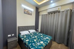 Prime cozy stay Kaveri City Center, Greater Noida