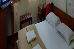 Hotel Ballal Tourist, Mangalore