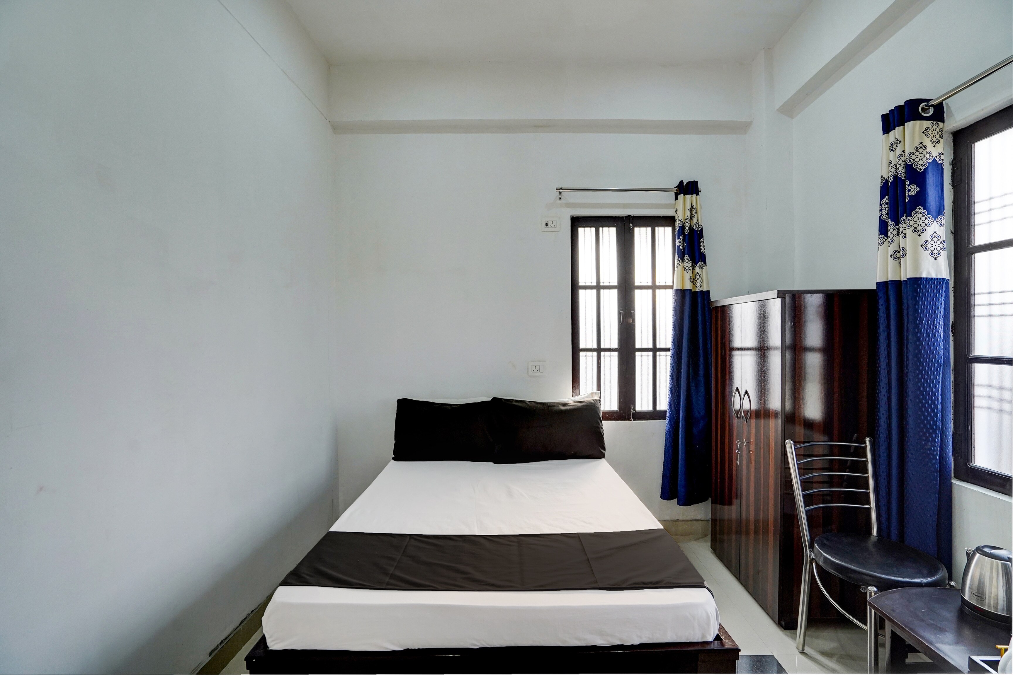 Hotel O Geeta Palace - Tap to explore photos