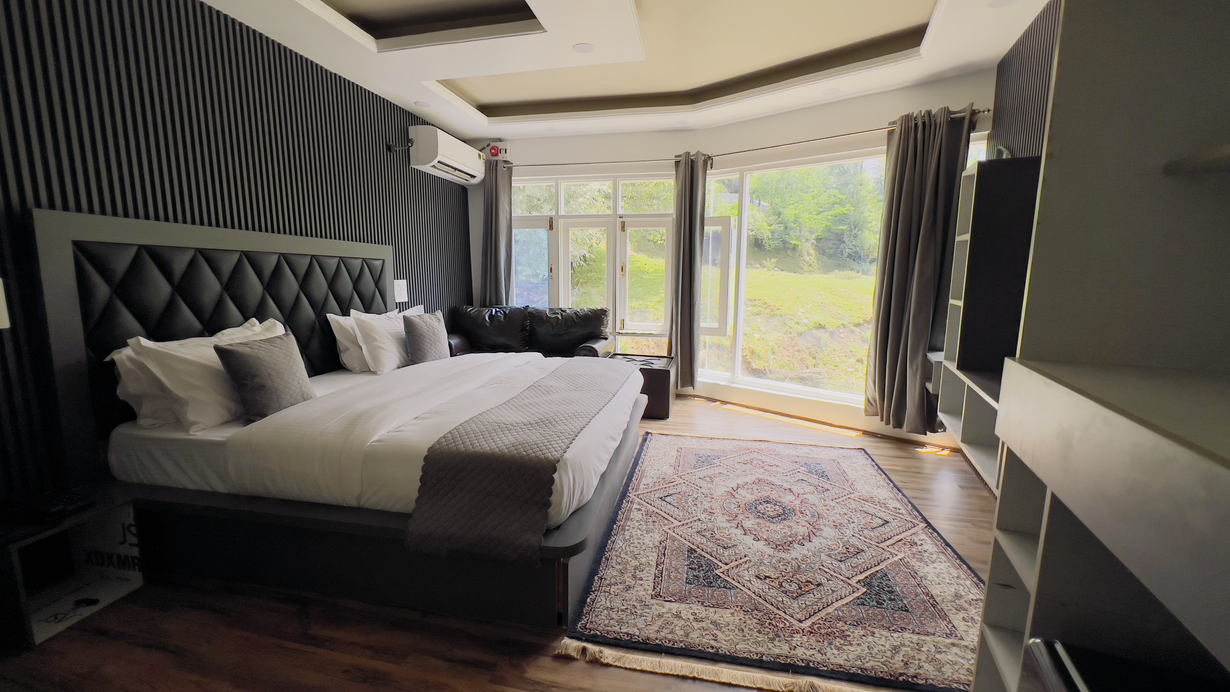 Lands End Resort, Pahalgam