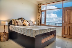 Hills View Paradise | Rooms & Kitchen, Shimla