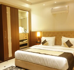 Suite Room