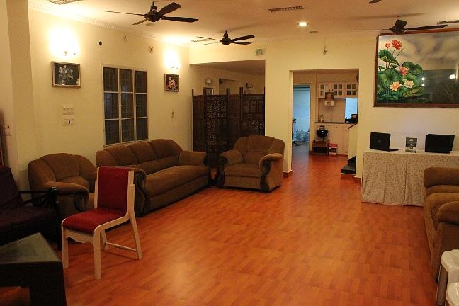 Beach Elegance Service Apartment - Tap to explore photos
