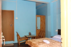 The Corridor Homestay., Sainj