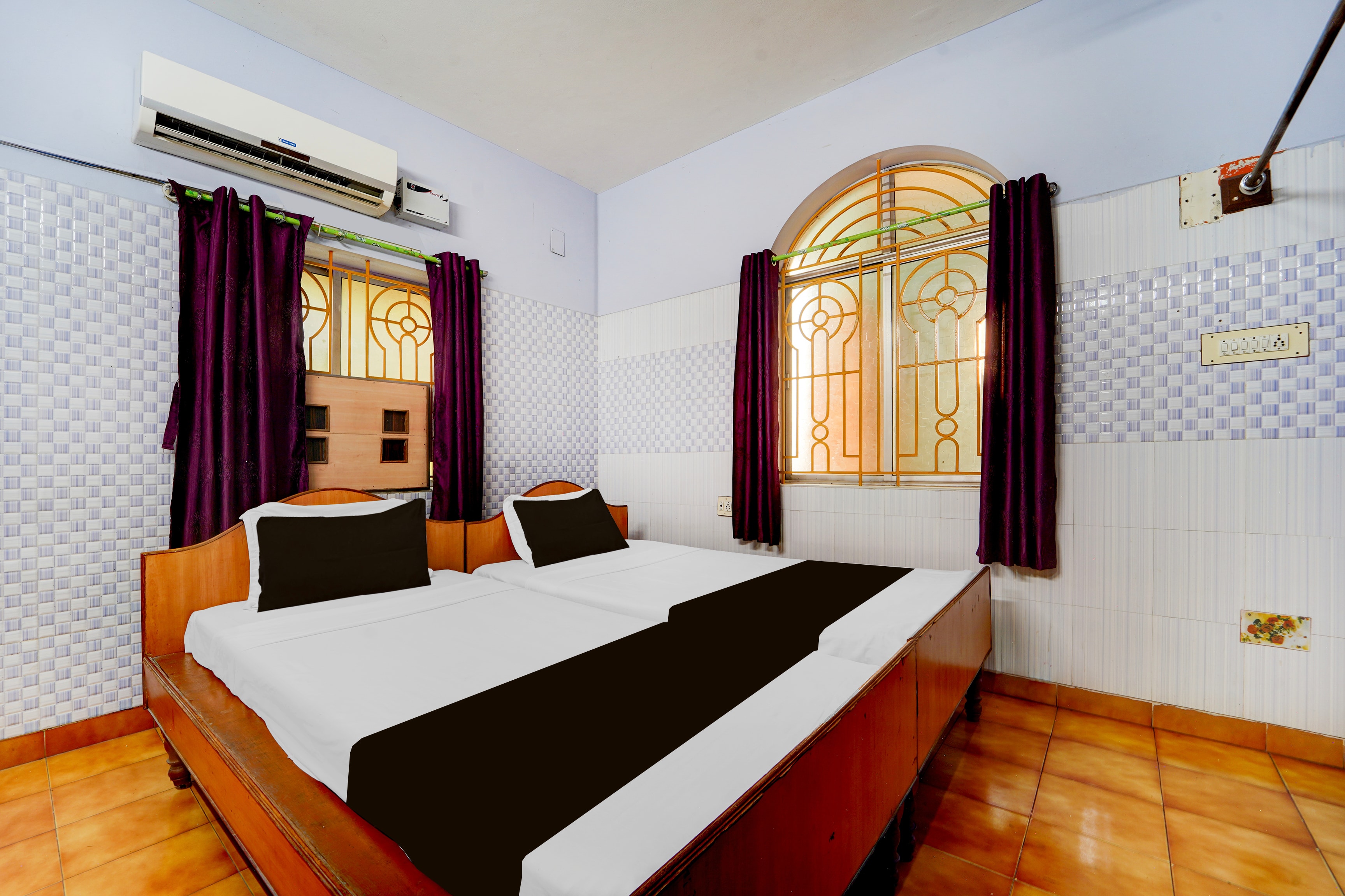 Hotel O NPL Lodge & Marriage Hall - Tap to explore photos
