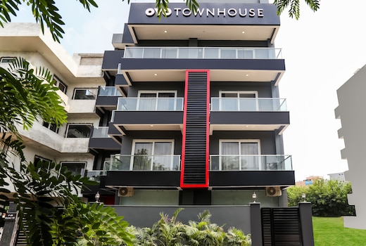 Super Townhouse 158 Near Netaji Subhash Marg Near Appu Ghar