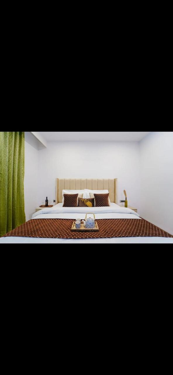 Hoffys Nest 1BHK - Tap to explore photos