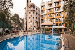 Larica Holiday Inn, Tarapith