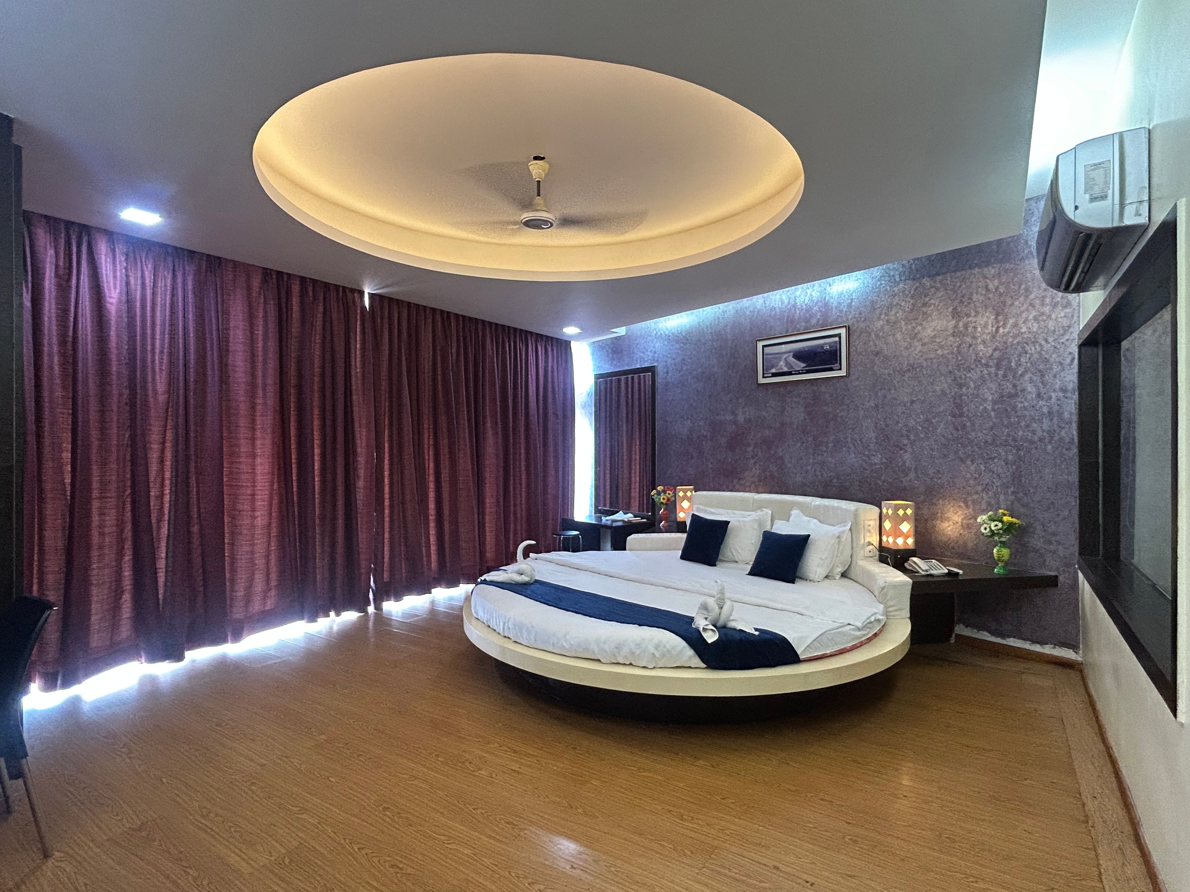 Suite 1