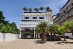 Hotel Avin Sree Grand, Mayiladuthurai