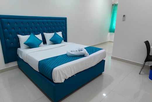 Mythri Retreat Service Apartments