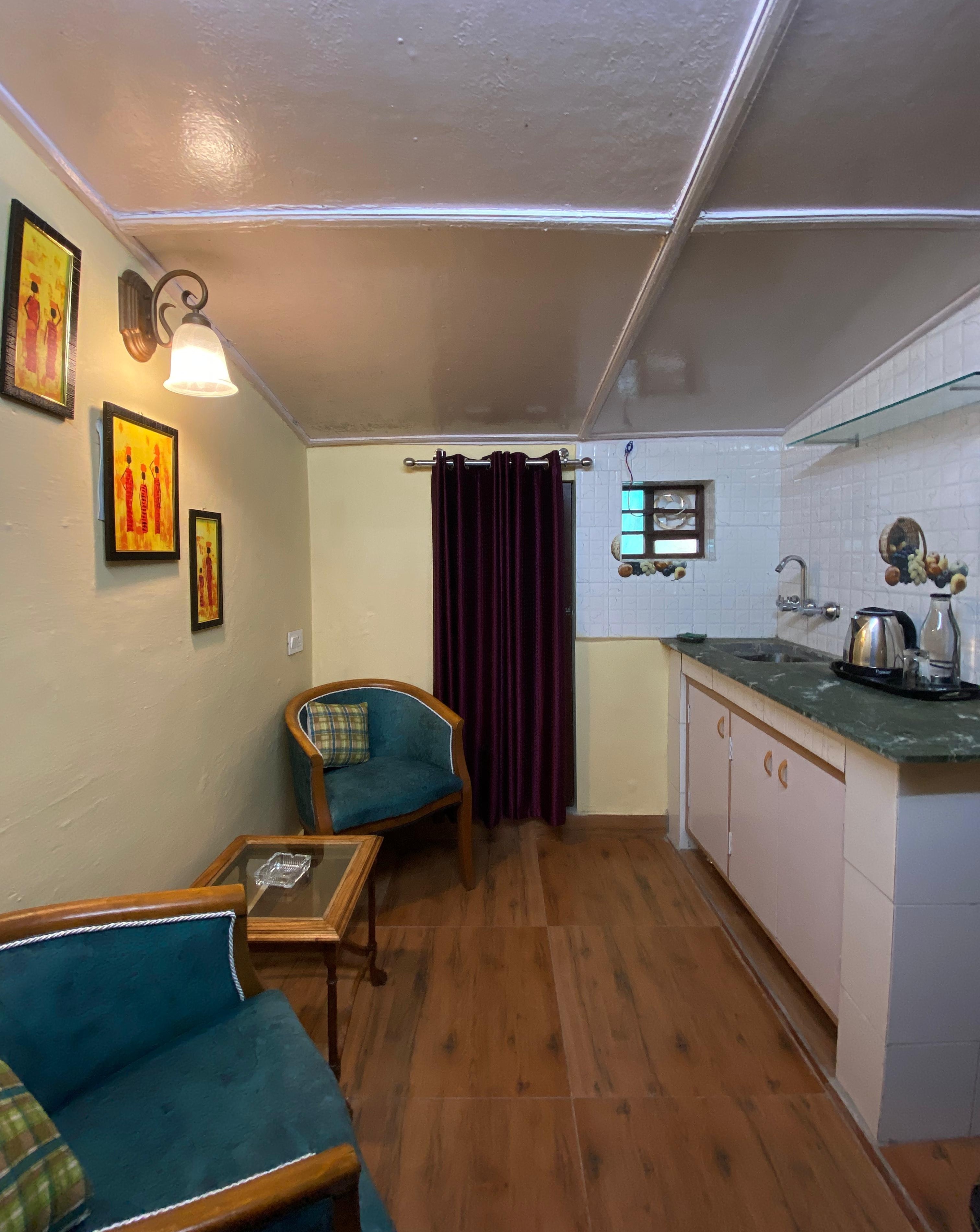 Landour Vintage Homestay Entire - Tap to explore photos