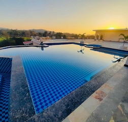 Swimming Pool 2