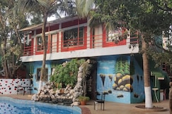 Hotel On Rocks, Thane