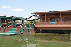 Houseboat Harmonyy, Srinagar