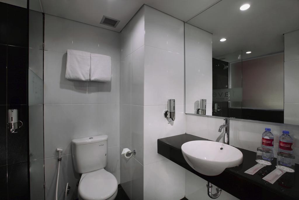 favehotel Sudirman - Tap to explore photos