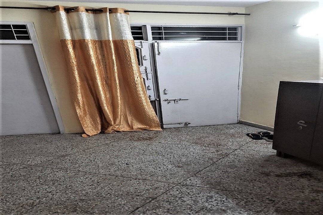 RBS accommodations for boys near IT park - Tap to explore photos