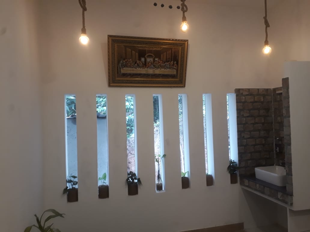 Paul Homestay - Tap to explore photos