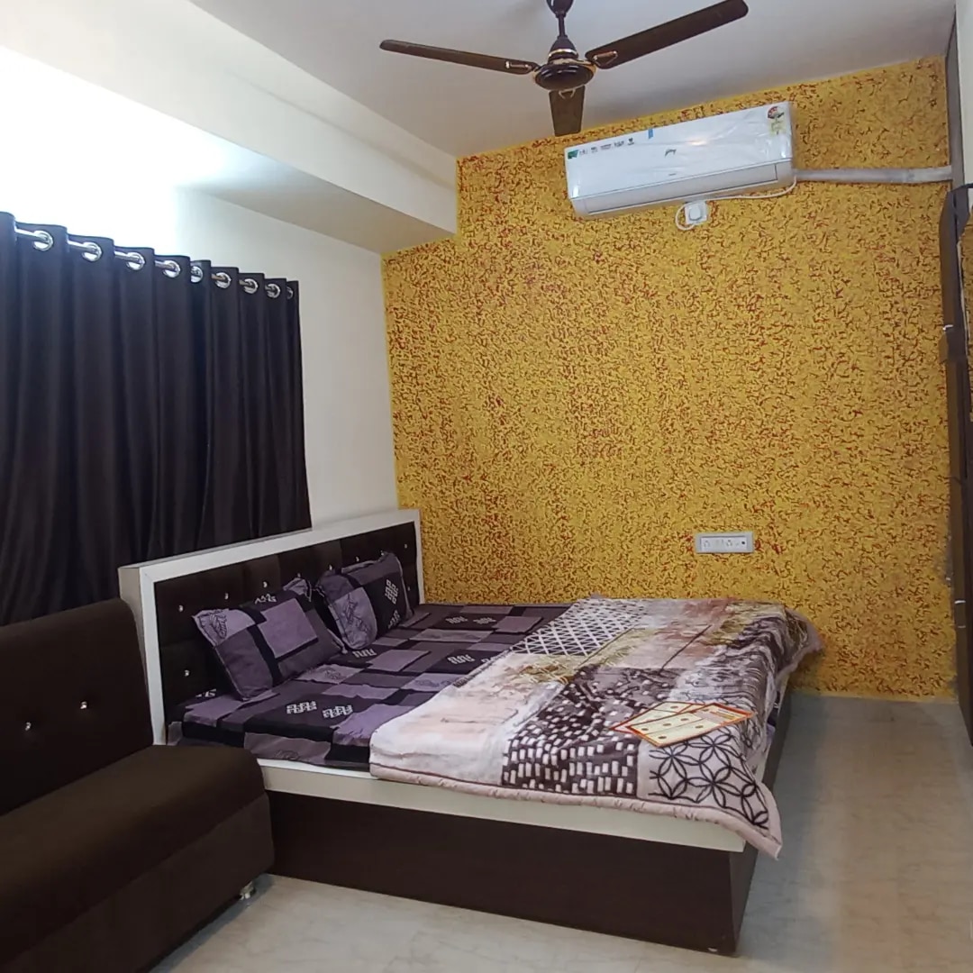 Vinayak home stay - Tap to explore photos