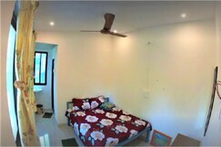 ParasMani Home Stay, Alibaug