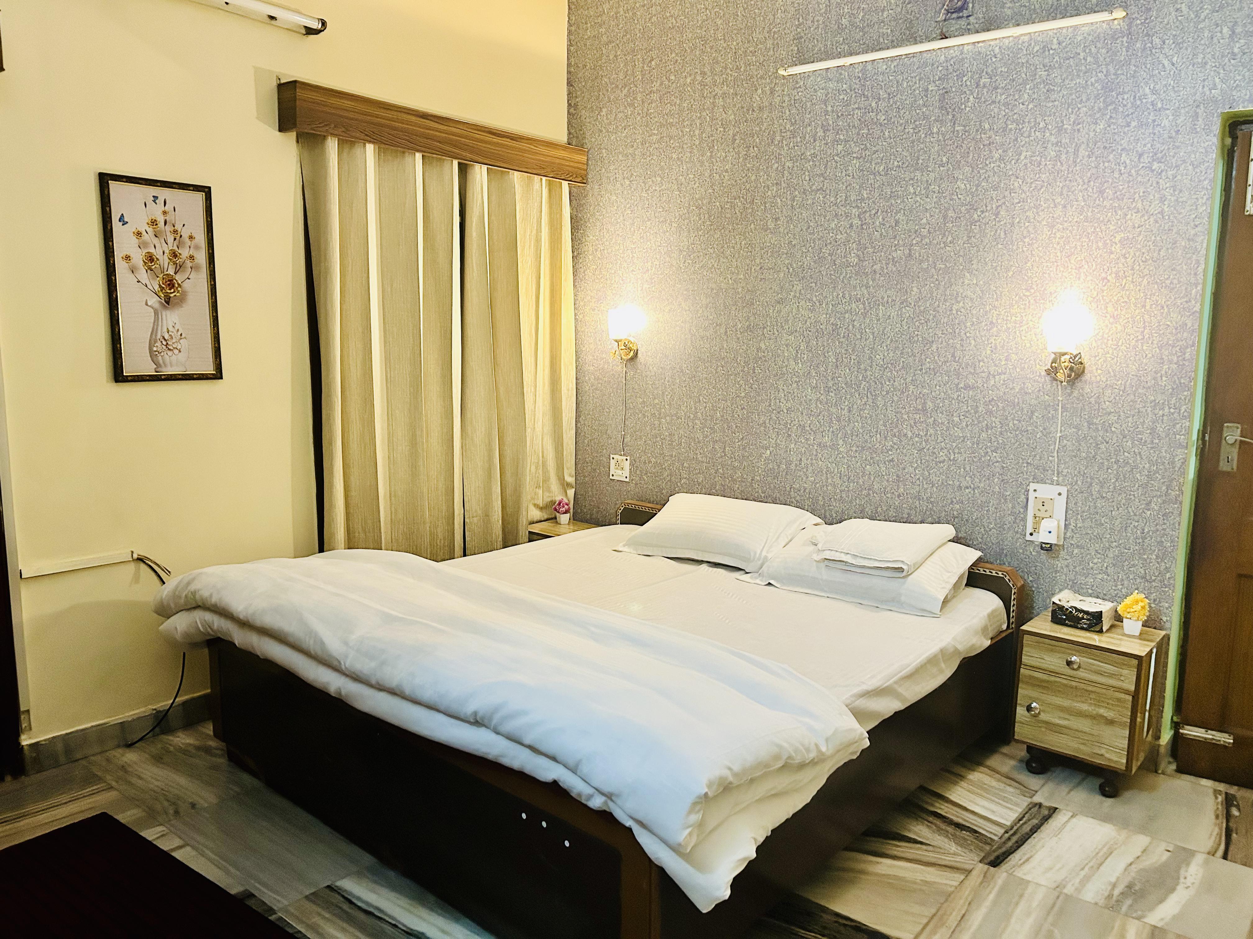 The Indigo Stays, 3bhk Apt near Assi Ghat, Temple. - Tap to explore photos