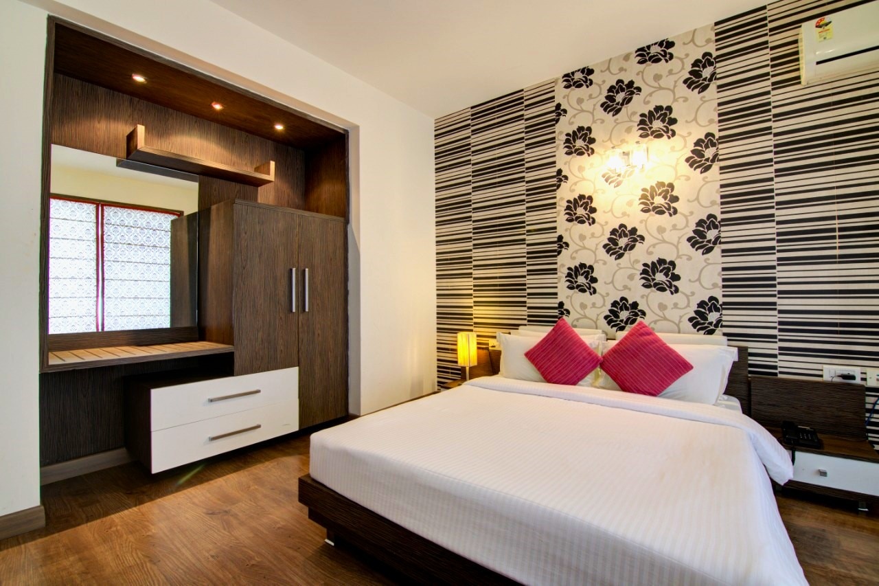 Pearl Smith | Serviced Apartment - Tap to explore photos