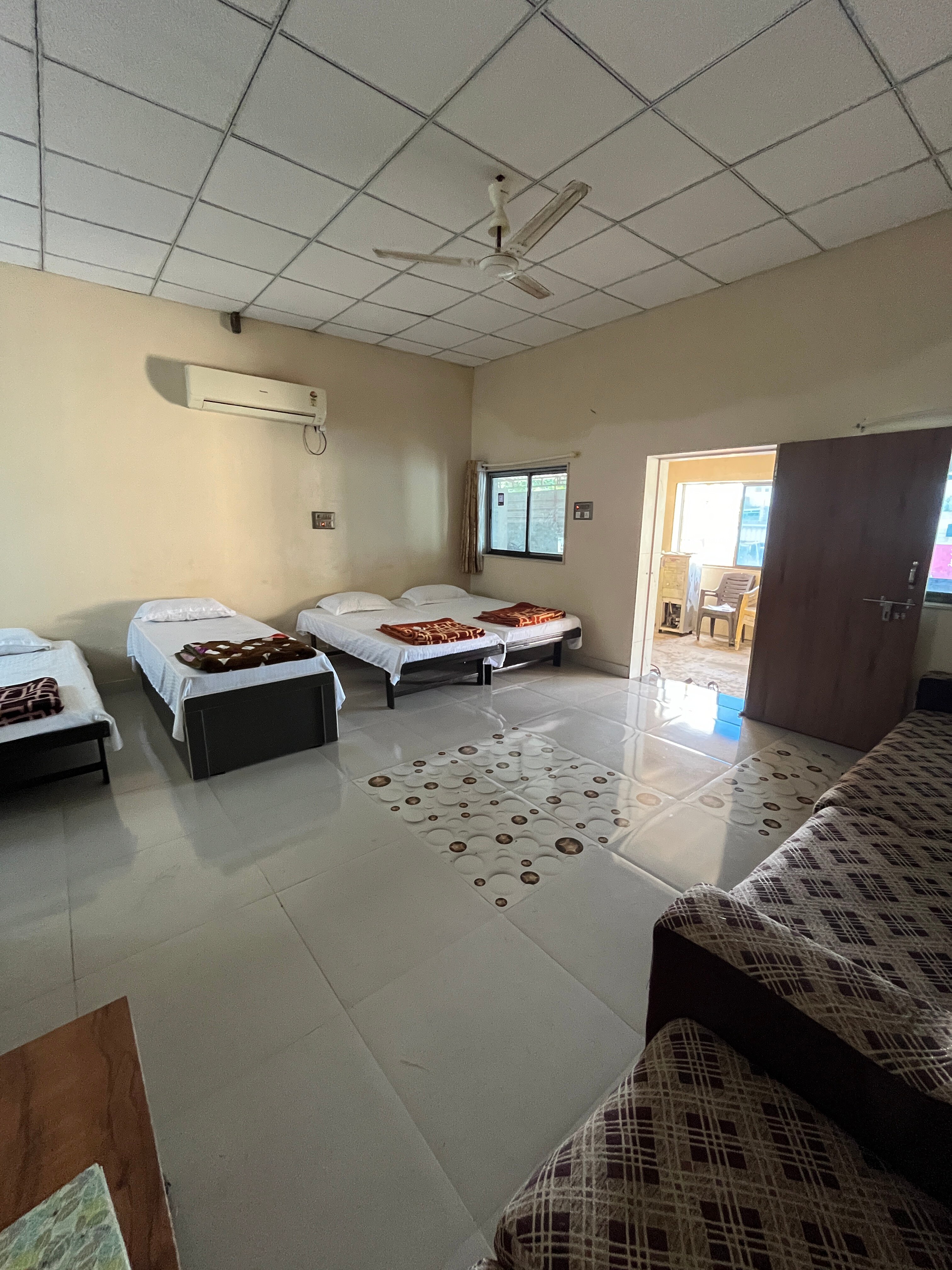 Gauri Villa - Tap to explore photos