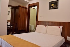 RDS Guest House -- Highways, Vellore