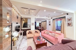Bombay Belvedere Villa by Spacez, Mumbai