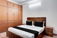 Hotel O Dev Villa, Gurgaon