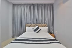 Hotel O Rivanta, Surat