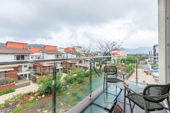 Twins A Grand Luxury Villa, Lonavala