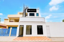 Townhouse Hotel SBG Tower A Premium Corporate Suits, Ghaziabad