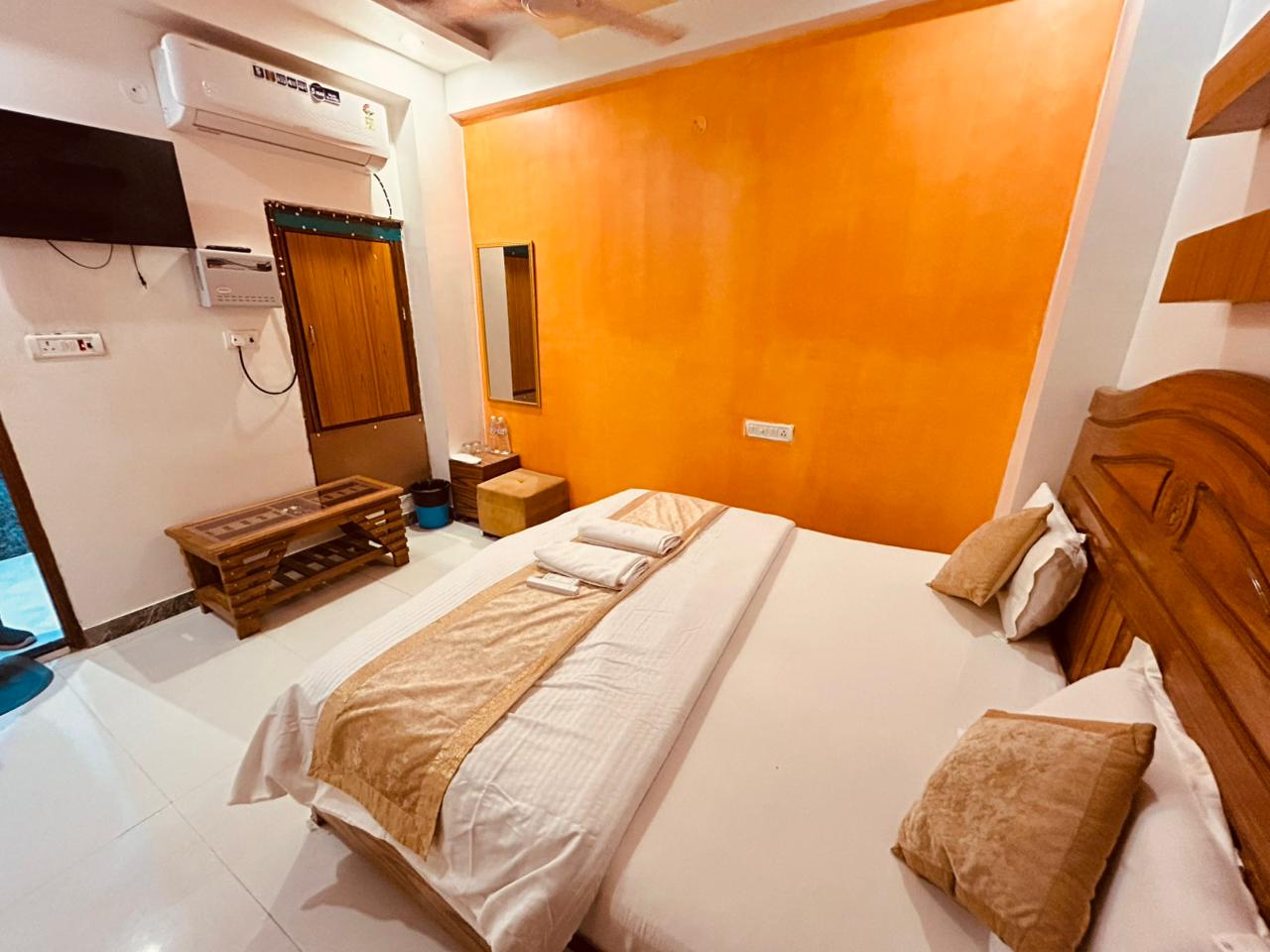 Awadh Hotel - Tap to explore photos