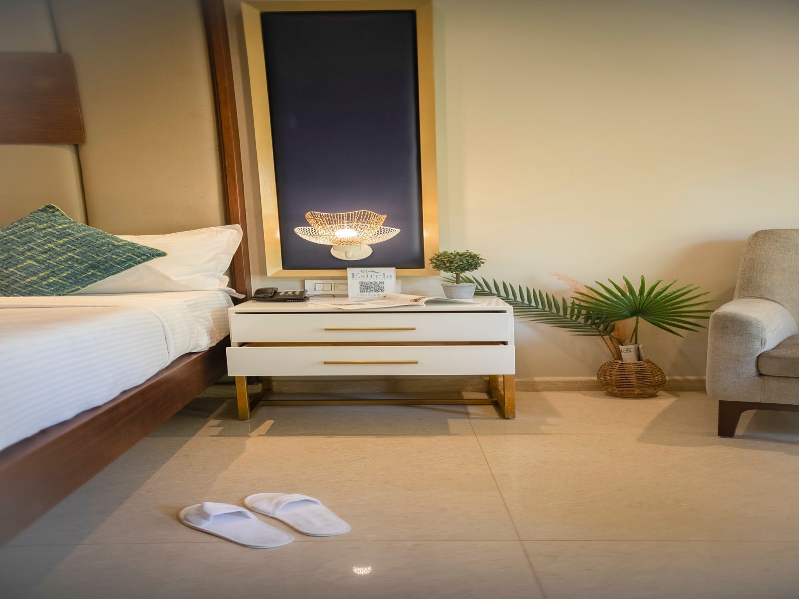 Estrela Do Mar Beach Resort - A Beach Property - Tap to explore photos