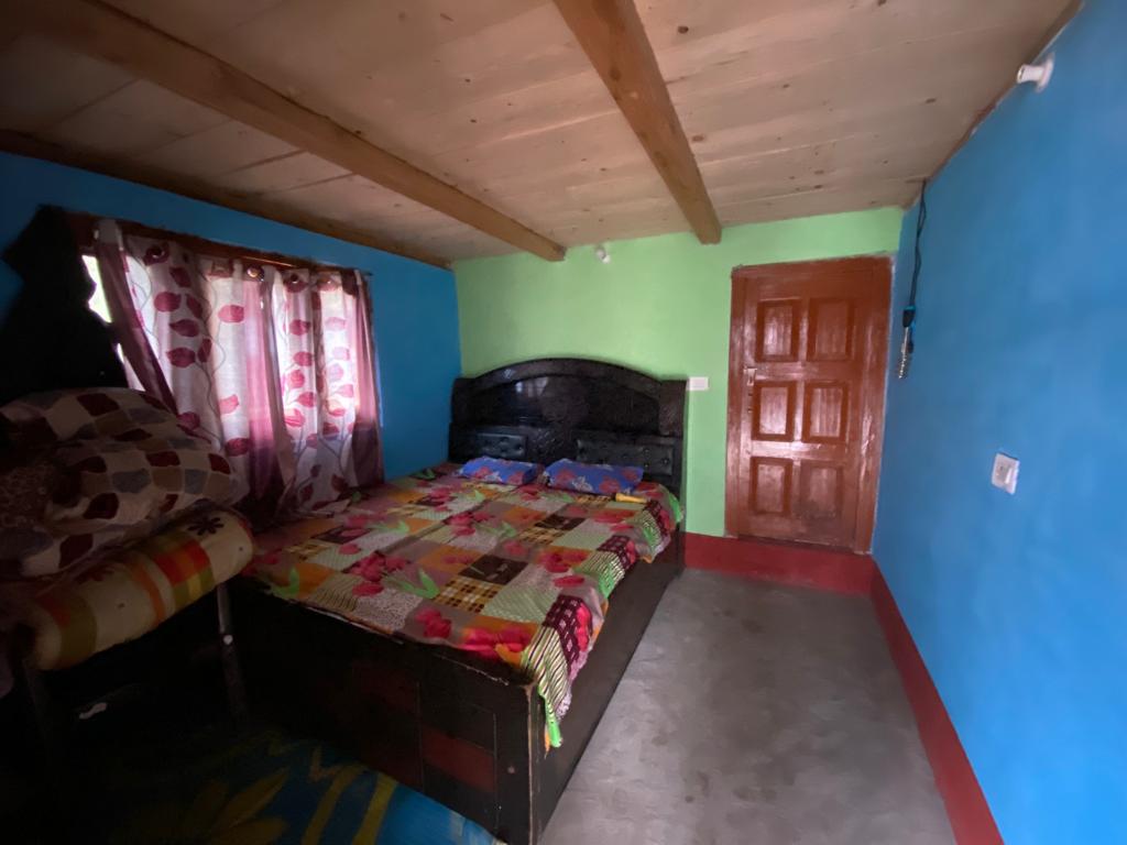 Naveen Homestay Near Dodital Trek Point - Tap to explore photos