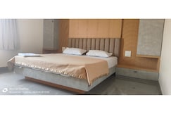 Nakshatra inn, Bhainsa