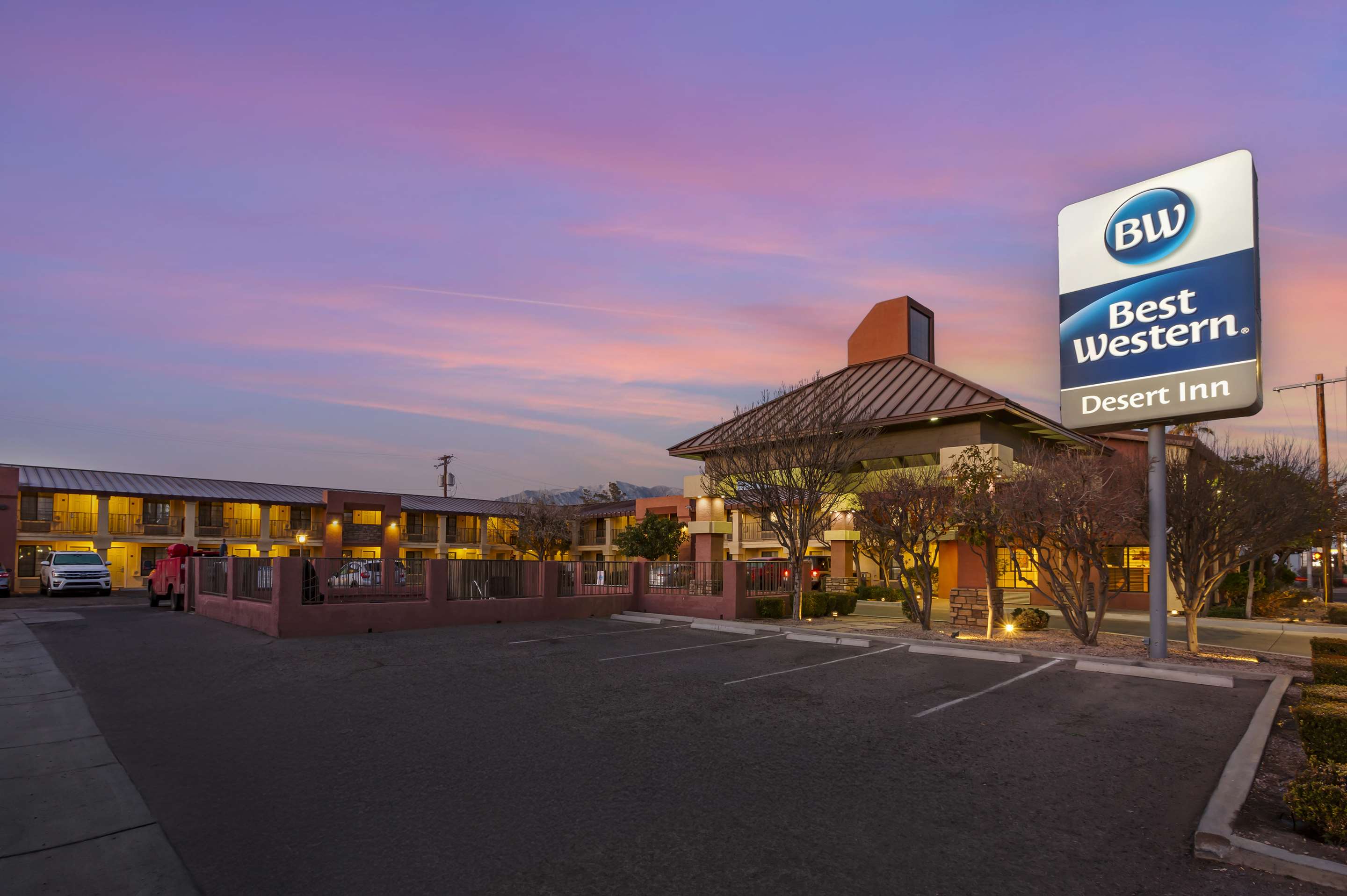 Best Western Desert Inn - Tap to explore photos