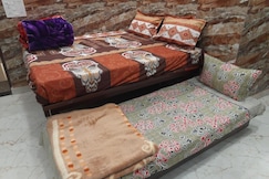 Couples Favourite Luxury Flat in Posh Lajpat Nagar, Delhi