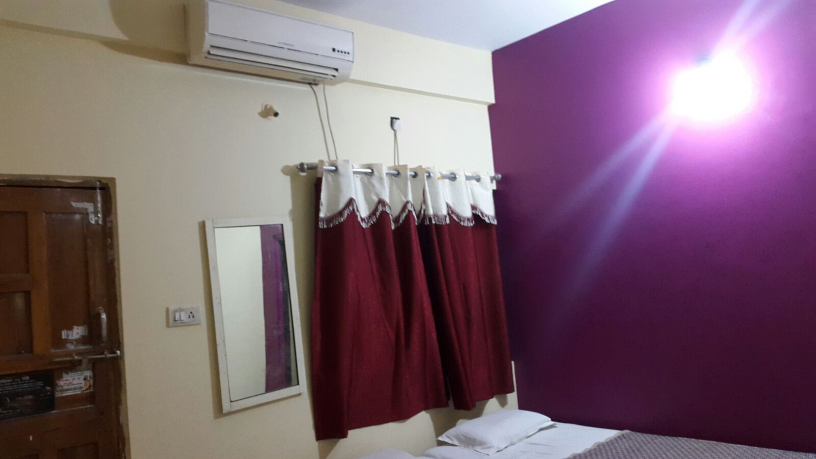 Deluxe AC 1