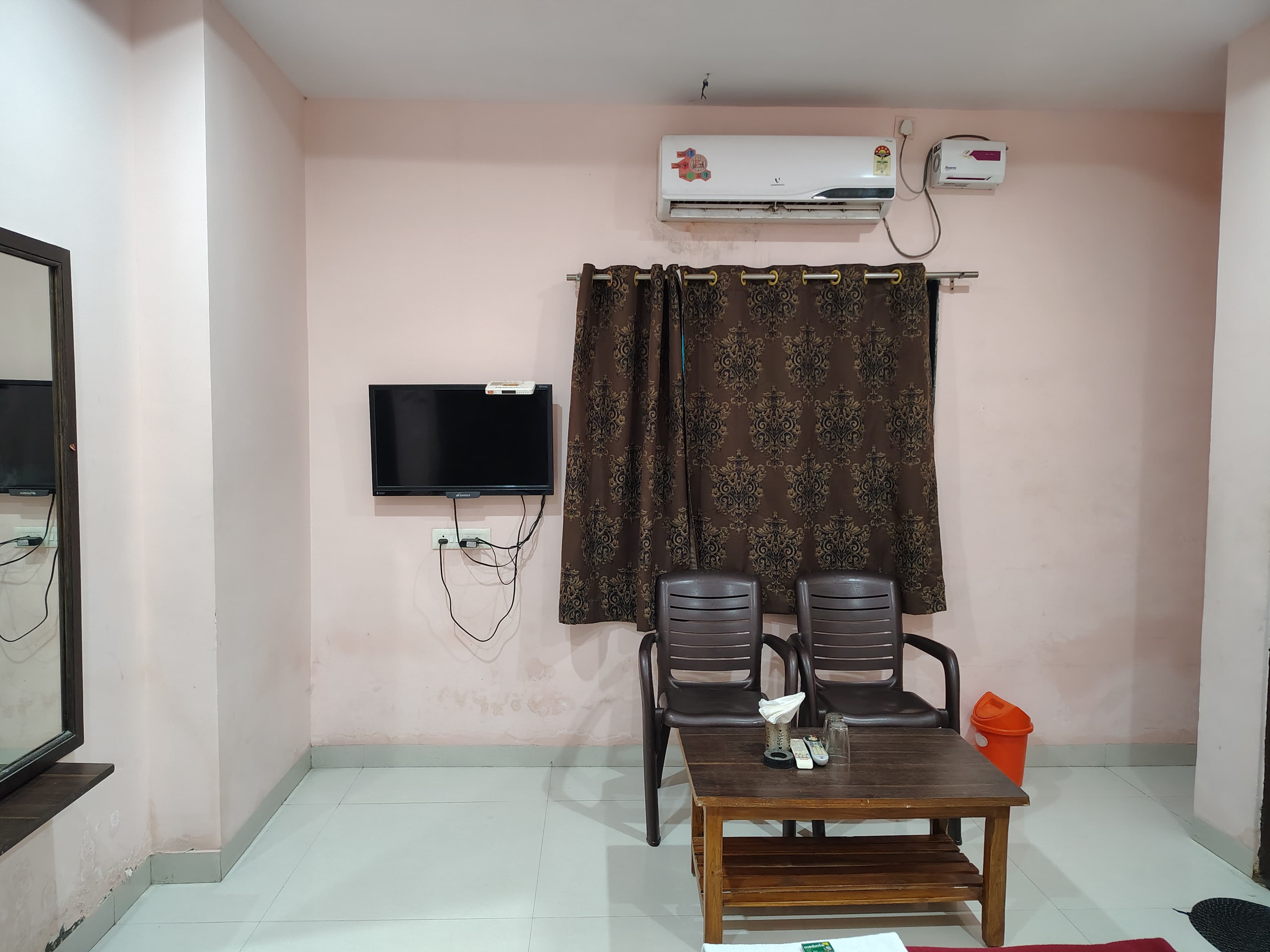 Jai Palace Hotel(Near Wardha Railway Station) 3