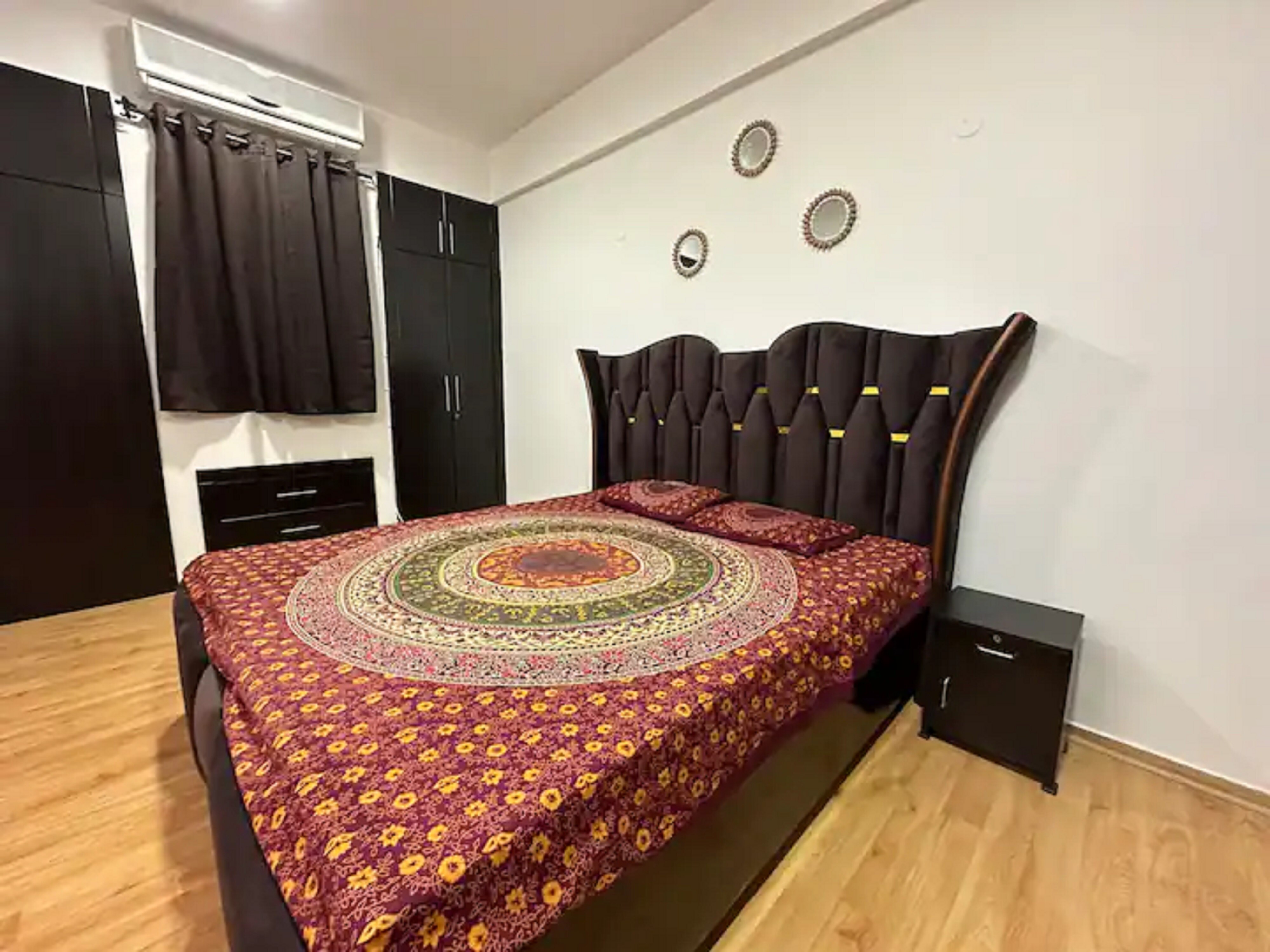 Luxury 3 BHK Apartment near Expo Mart - Tap to explore photos