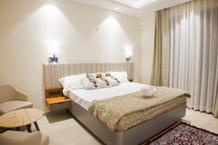 The crystal heaven, Lucknow