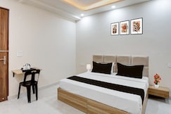 Super Hotel O Delhi Meerut Expressway Makanpur Formerly Crystal 24, Noida