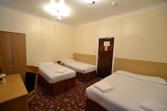 Park Hotel Ilford,  London