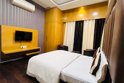 Hotel new Holiday, Bhilwara