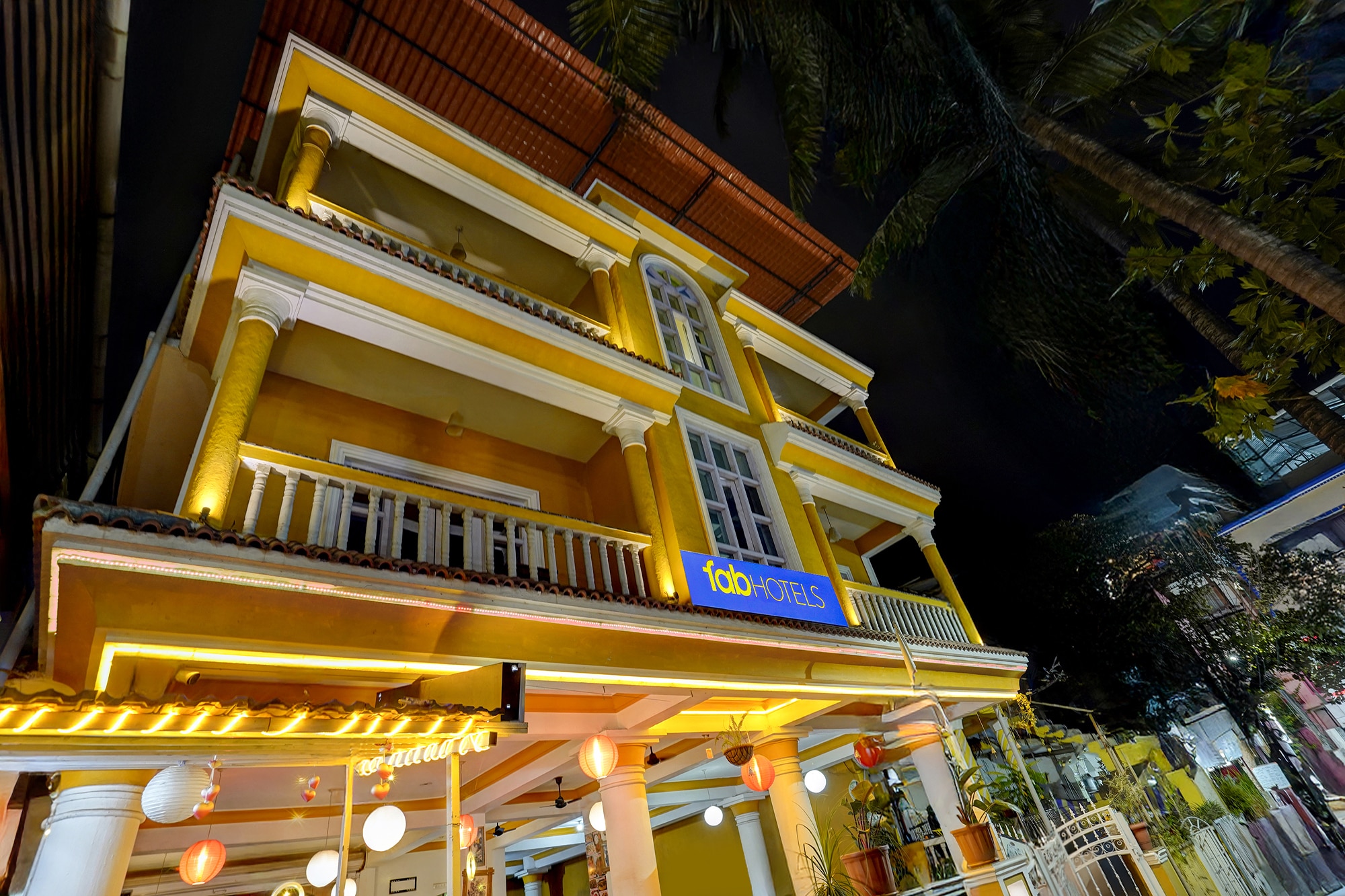 FabHotel Romeo's - Nr. Baga Beach - Tap to explore photos