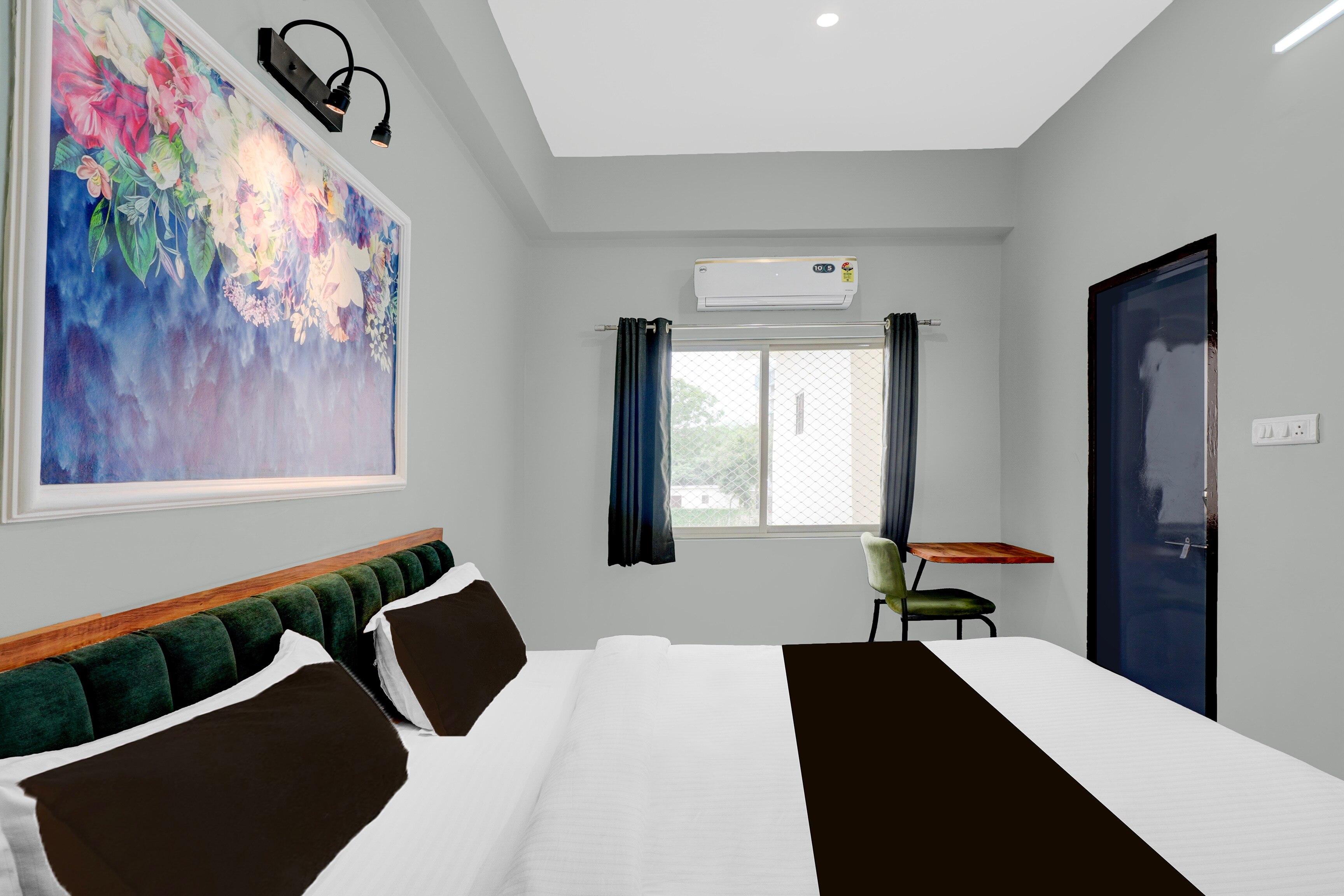 Hotel O Shree Ganesh Guest house - Tap to explore photos